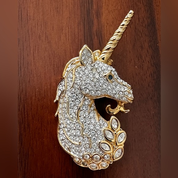Swarovski Unicorn Brooch - Picture 1 of 7